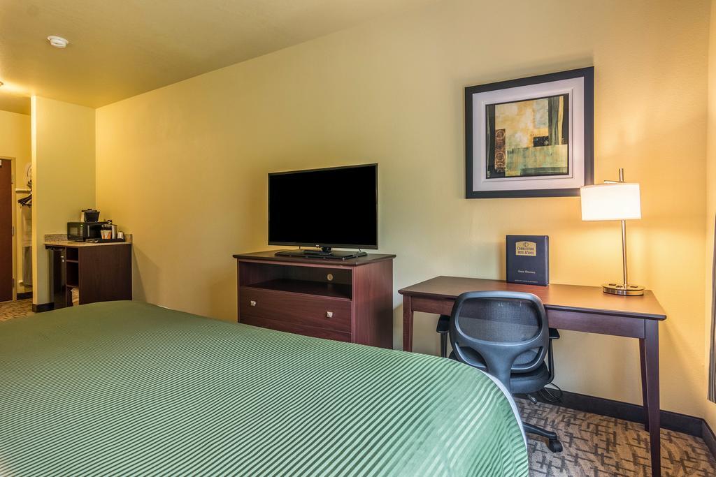 Cobblestone & - Harborcreek Hotel