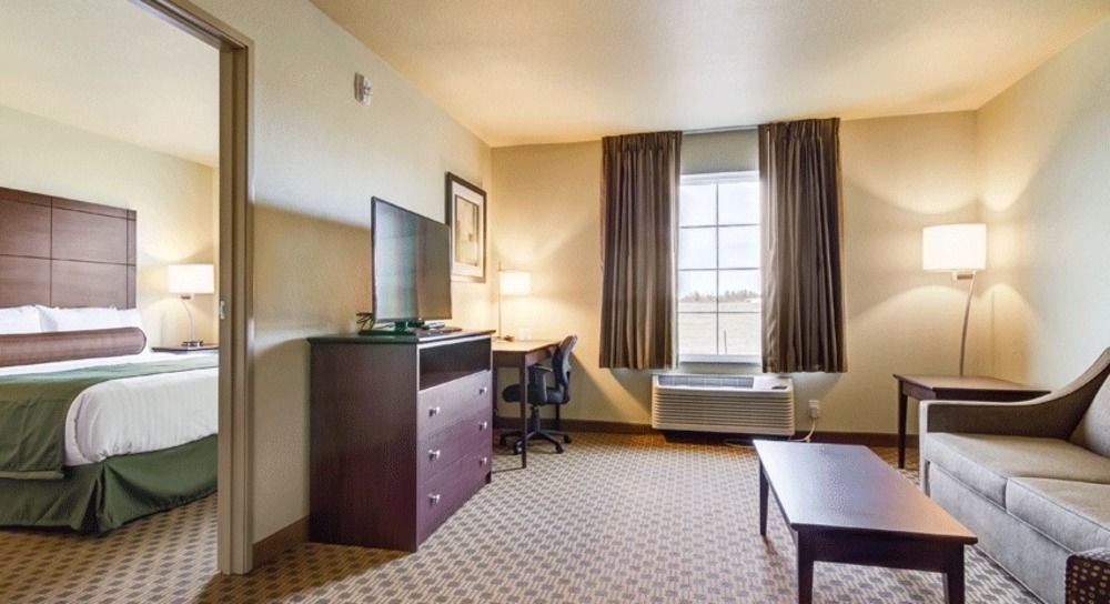 Hotel Cobblestone & - Harborcreek
